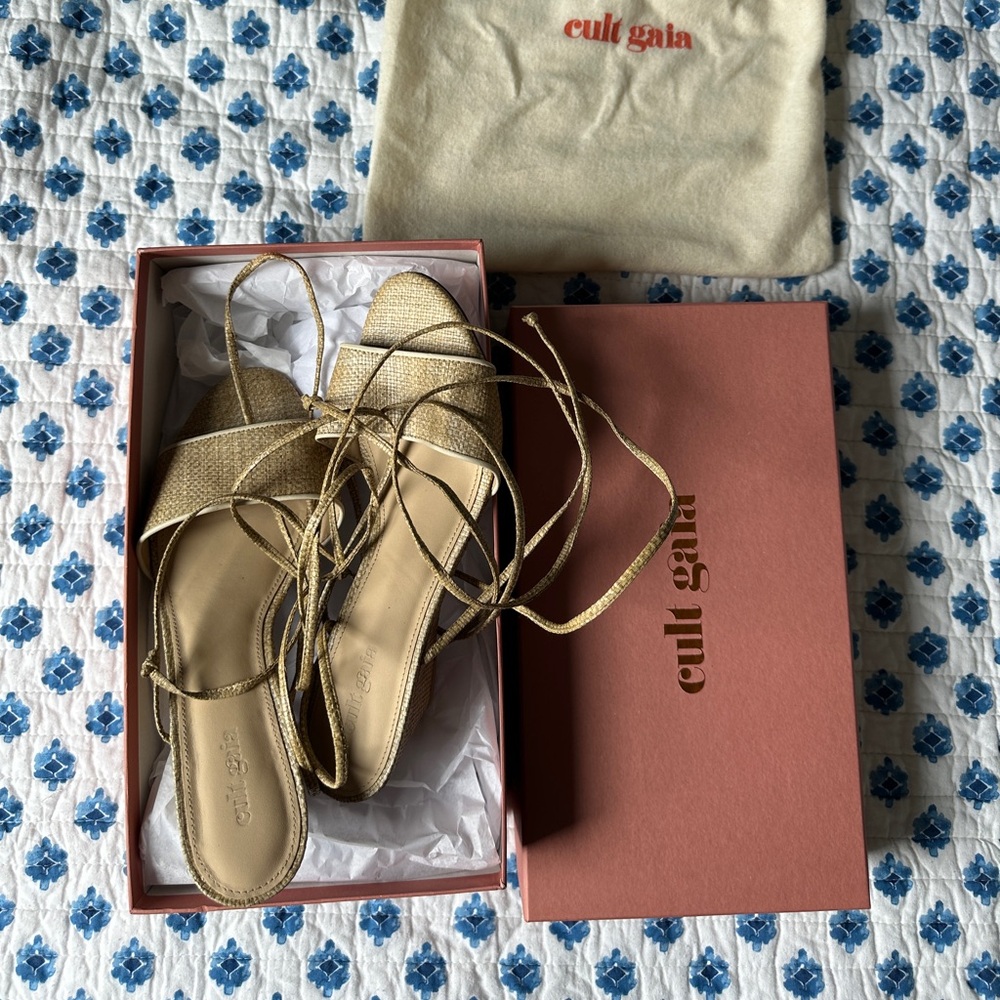 Cult Gaia rattan sandals with box and dust bag! Amazing condition